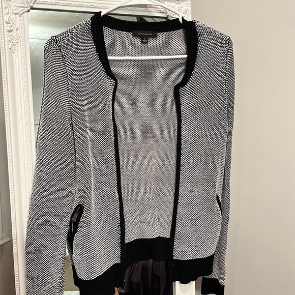 Ann Taylor Jackets & Blazers - Ann Taylor size S
